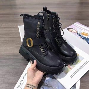 Women boots
